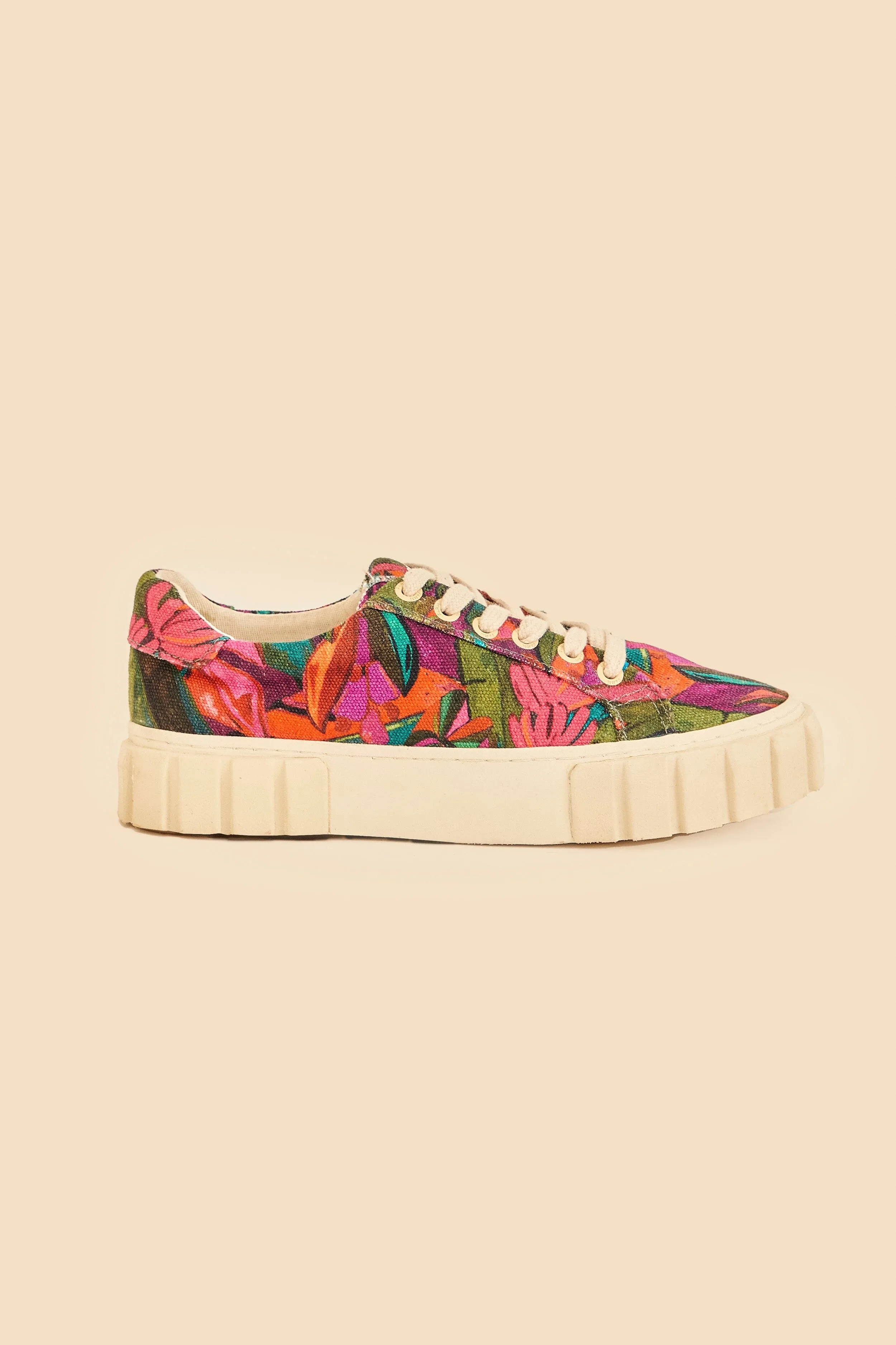 Banana Leaves Flatform Sneaker