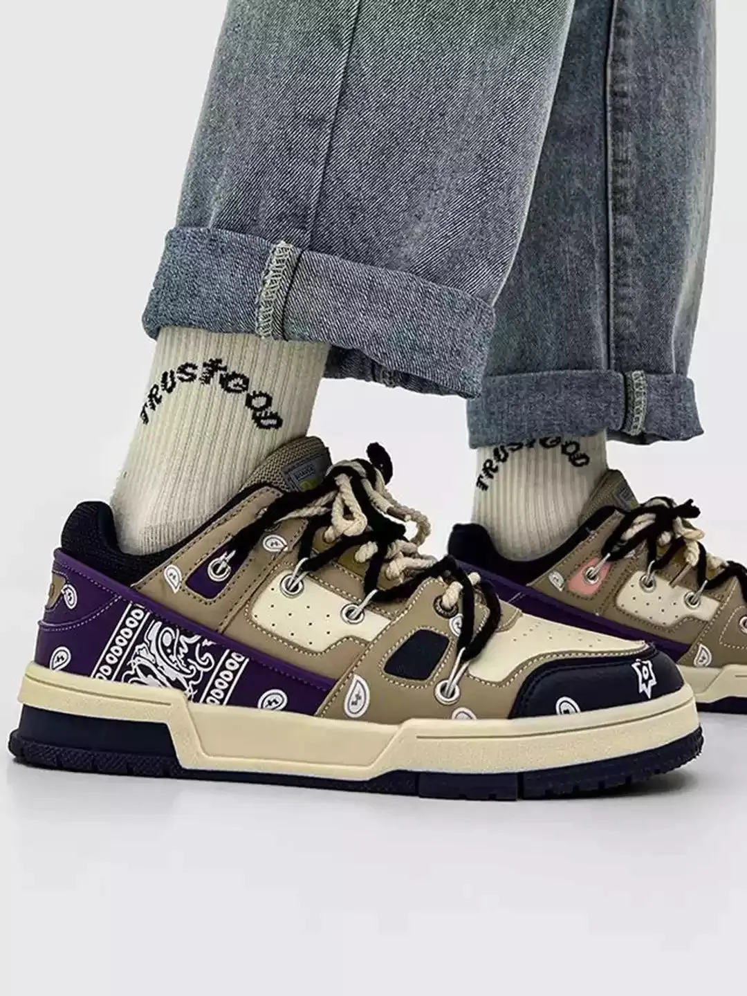 Niceprimes Stylish Sporty Skate Shoes