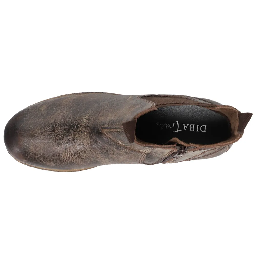 Say So Round Toe Chelsea Booties